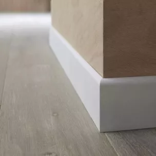 Plinthe méranti prépeinte blanche 11x68x2400mm